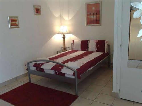 Pensiunea Vila Chesa Corunca Oda fotoğraf